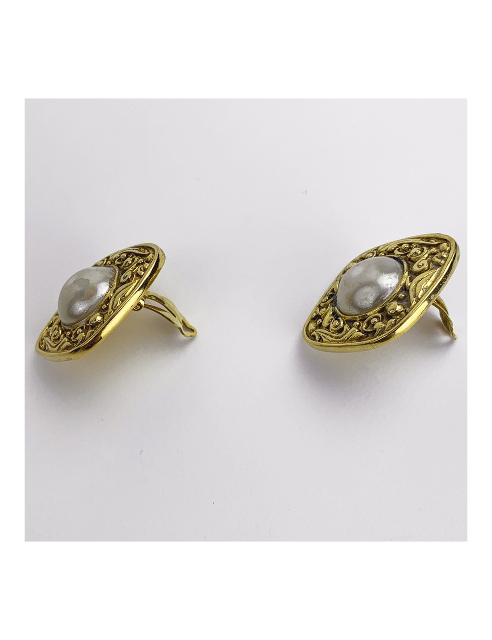 Boucles d'oreille CHANEL Clips Vintage