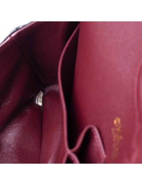 Sac classique CHANEL agneau noir