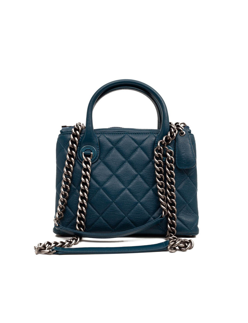 CHANEL bleu sac en cuir grainé