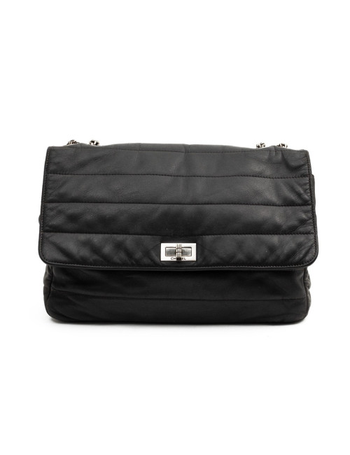 CHANEL sac en cuir souple noir