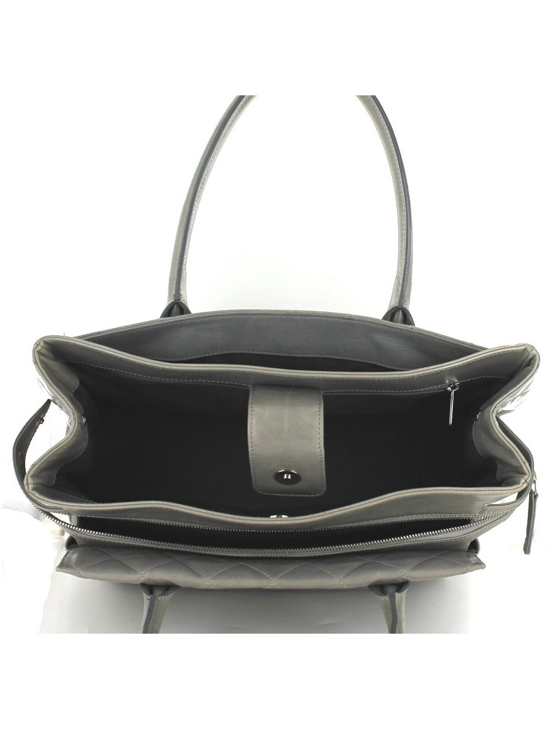 Sac CHANEL en cuir d'agneau lisse gris 