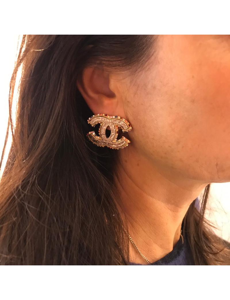 Boucles d'oreille CHANEL 