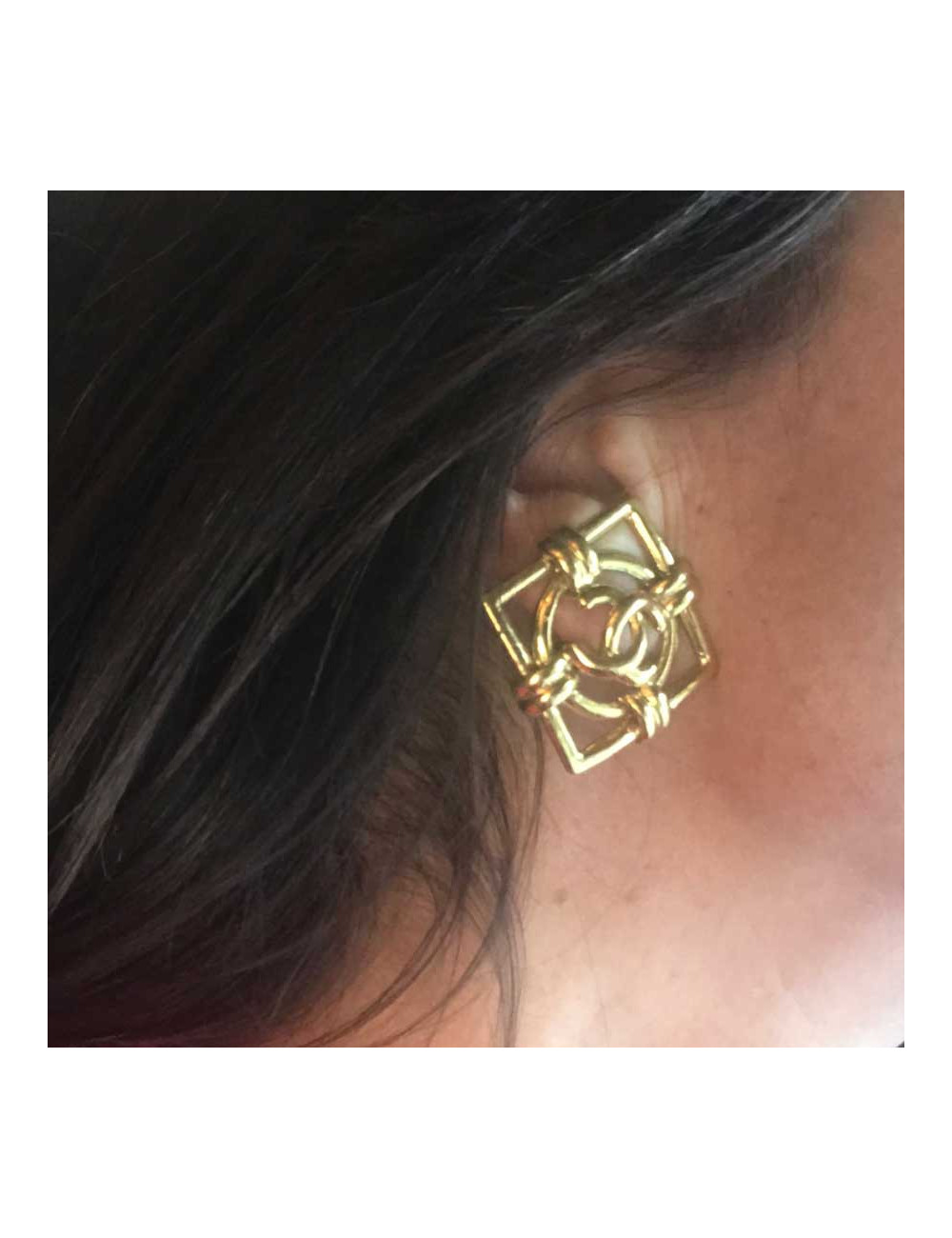 Boucles d'oreille CHANEL carrées dorées CC