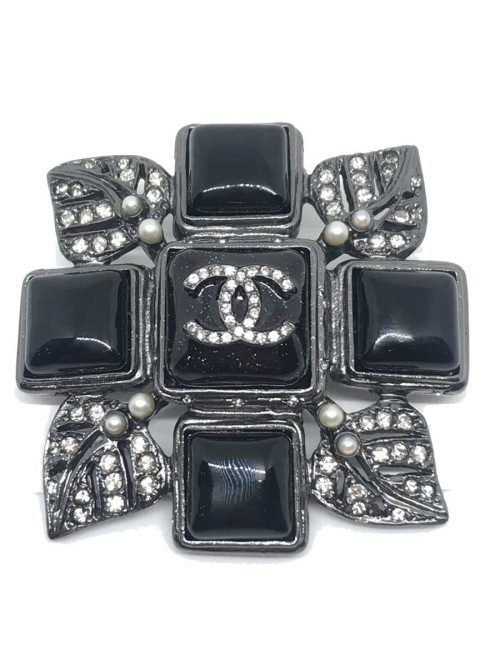 Broche croix CHANEL résine noire