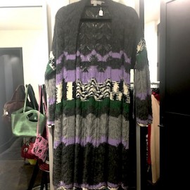 Gilet long MISSONI T 38 en laine grise avec motifs violets, verts, blancs et noirs