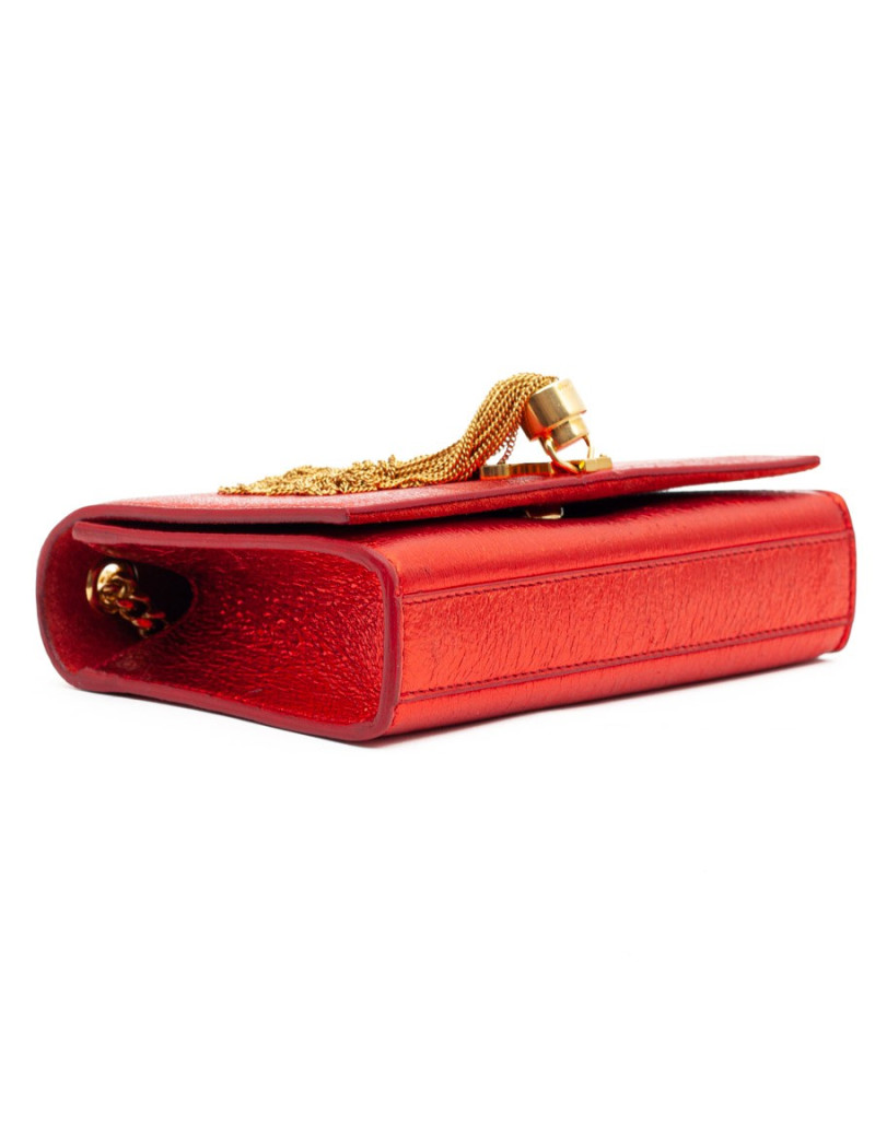 CHANEL bleu sac en cuir grainé