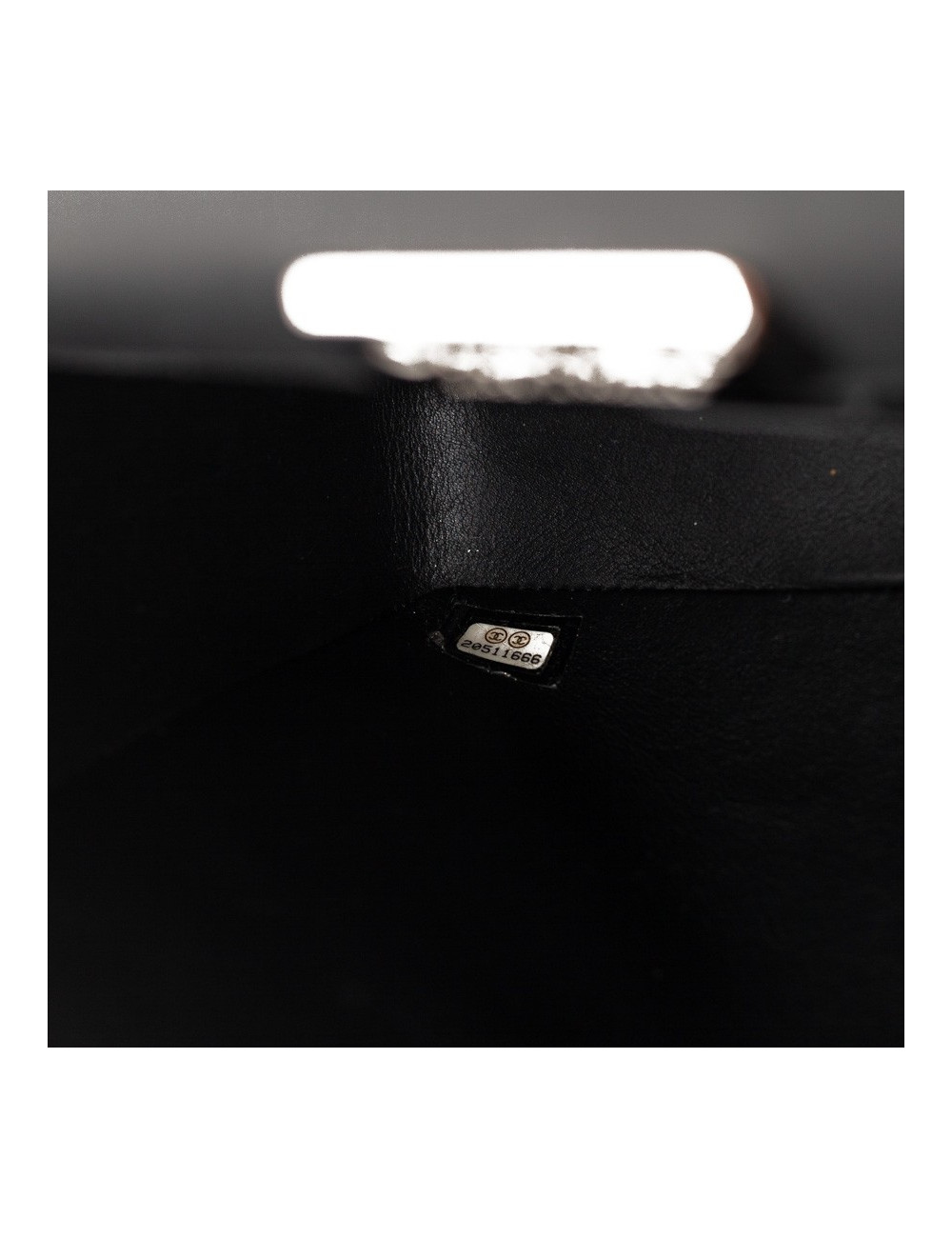 CHANEL Jumbo python noir