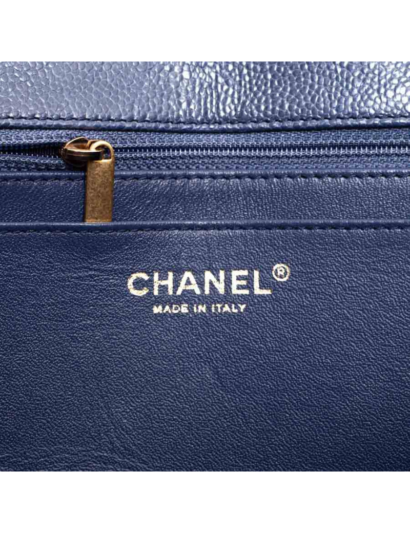 CHANEL Timeless cuir caviar bleu