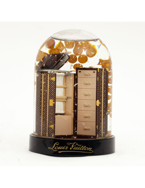 Globe Wardrobe LOUIS VUITTON