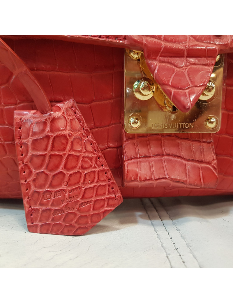 LOUIS VUITTON red alligator Carrousel bag