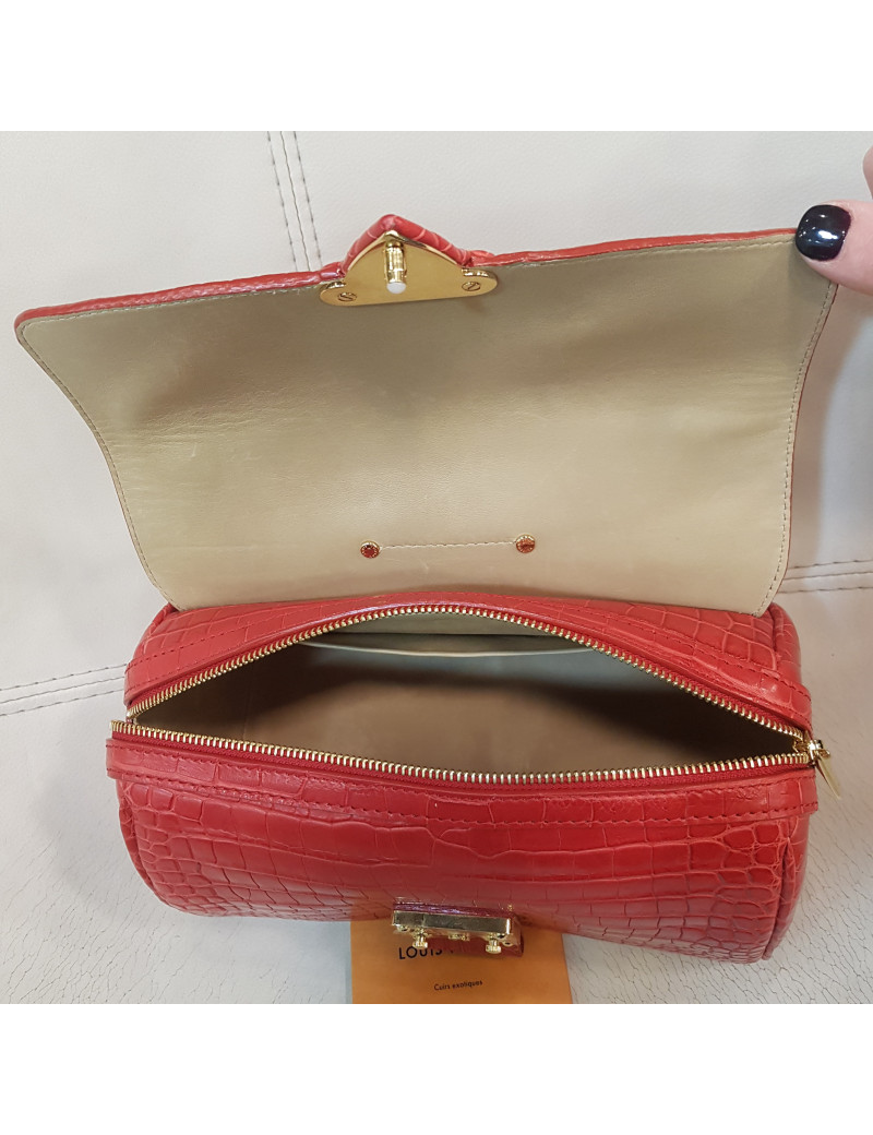 Sac rouge LOUIS VUITTON alligator 