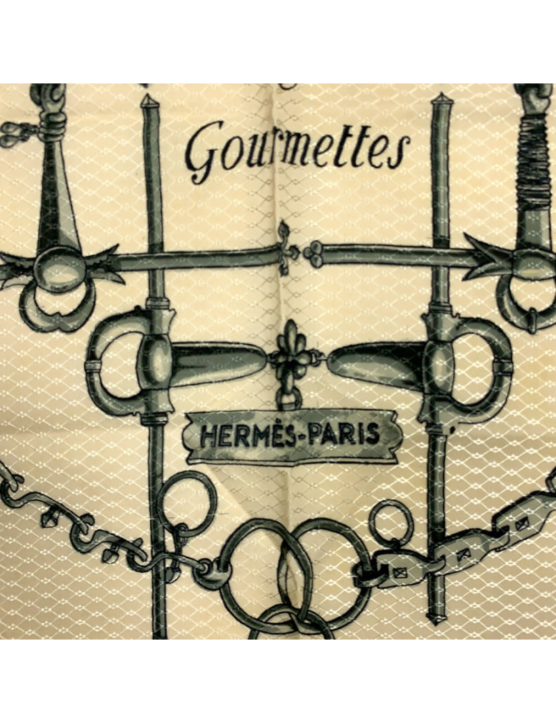  Carré HERMES " Mors et gourmettes" 100 % soie