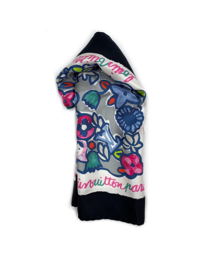 Carré Louis Vuitton