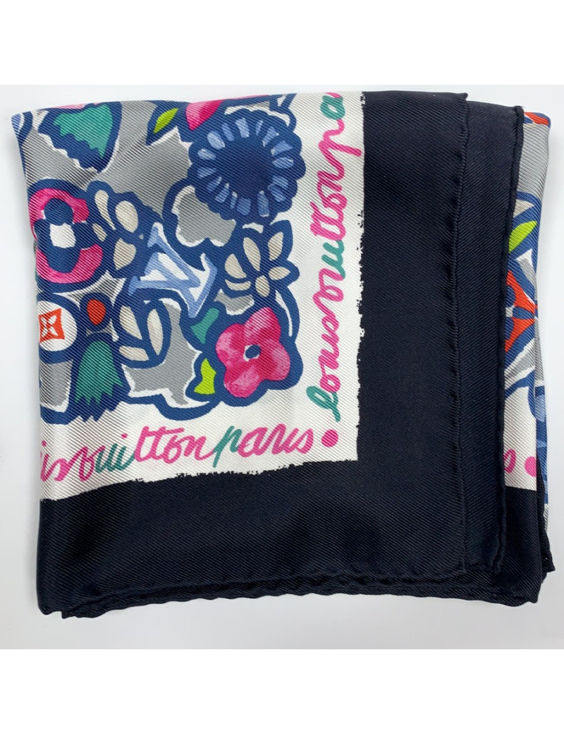 Carré Louis Vuitton