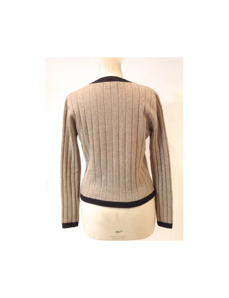 Gilet CHANEL en maille côtelée marron 