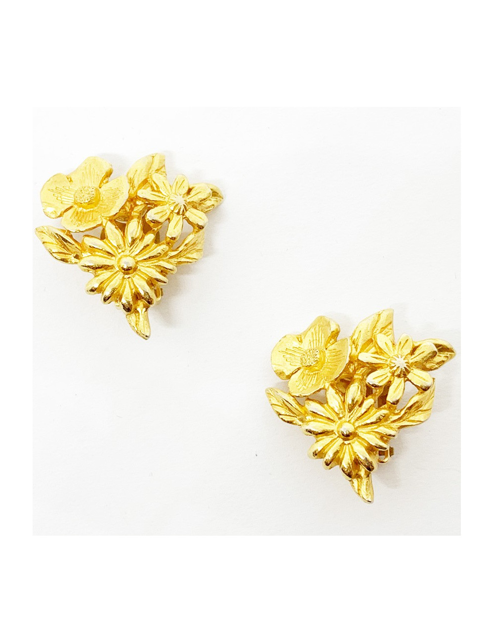 Boucles d'oreille CHRISTIAN LACROIX