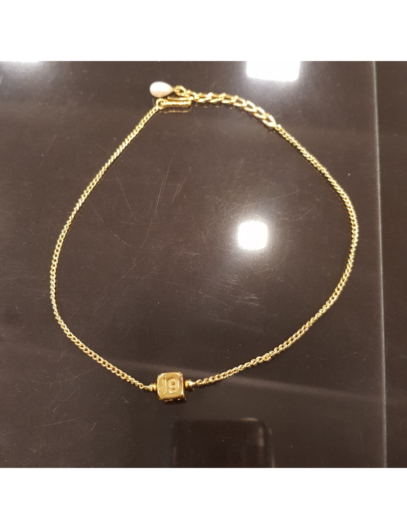 Collier CHANEL charm dé