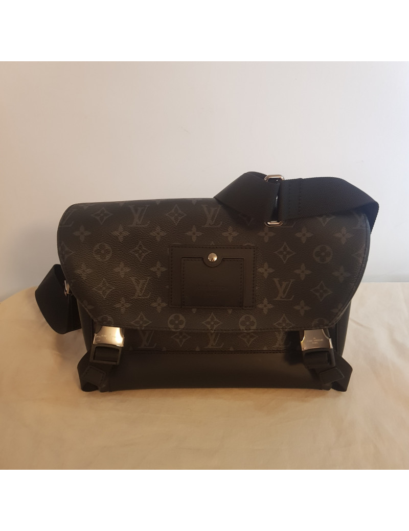 Sac Messenger PM voyager LOUIS VUITTON 