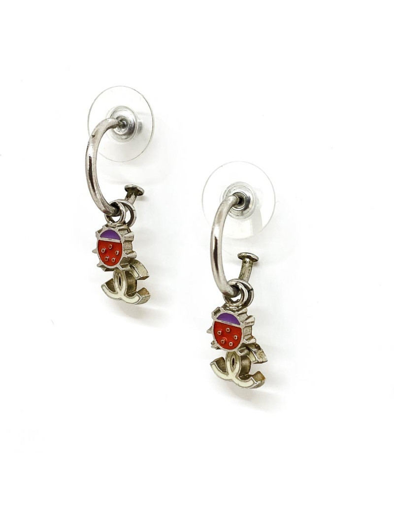 Boucles d'oreille CHANEL