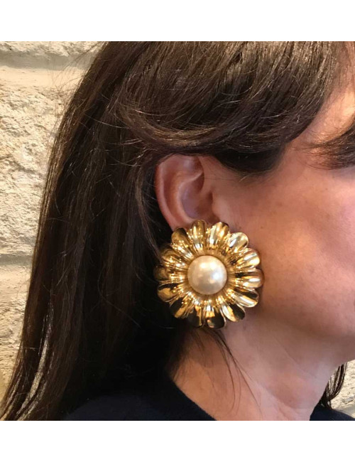 Collector! CHANEL vintage flower clips - Certified Authentic