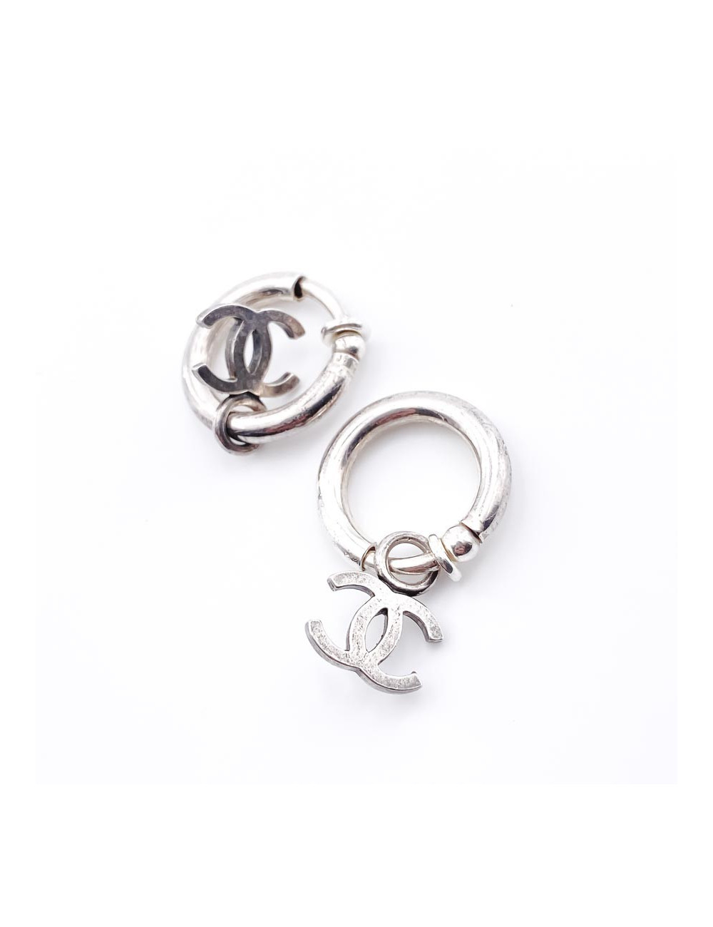 Boucles d'oreille Créoles Chanel CC