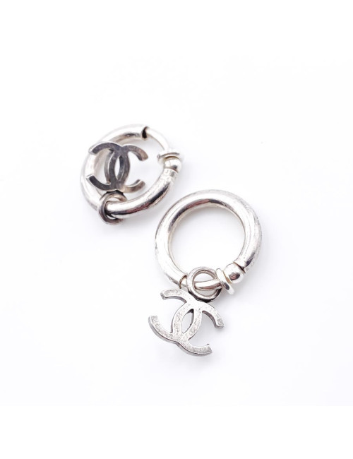 Boucles d'oreille Créoles Chanel CC