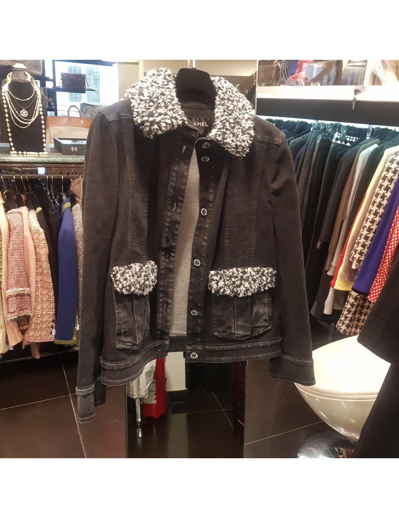 Veste en jean noire CHANEL T42