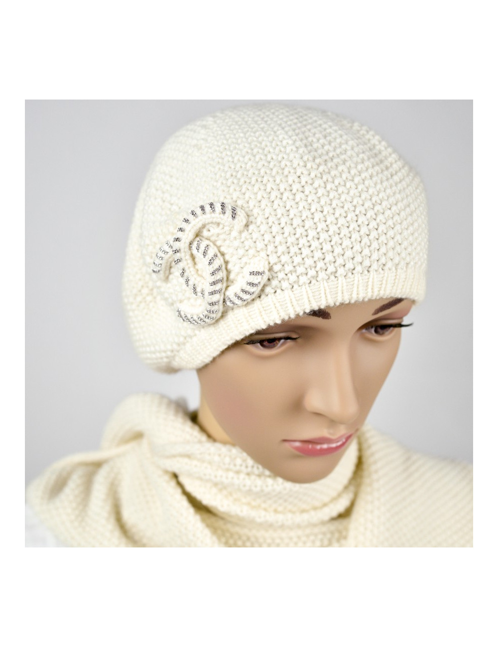 Set écharpe béret CHANEL écru