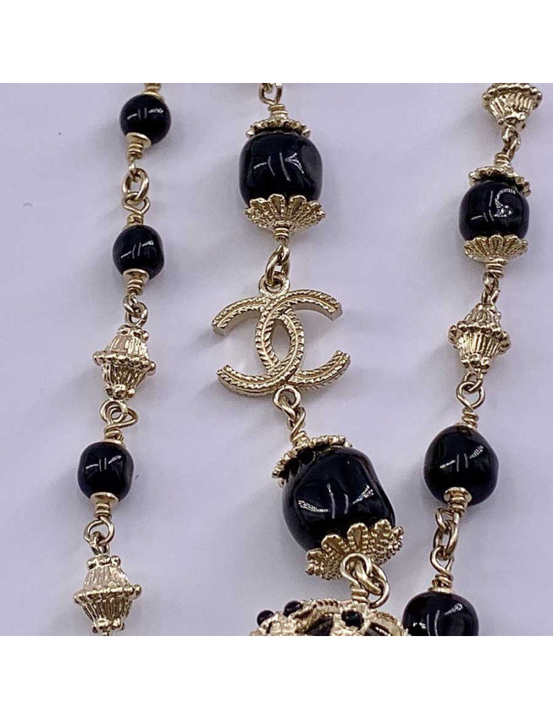 Boucles d'oreille CHANEL