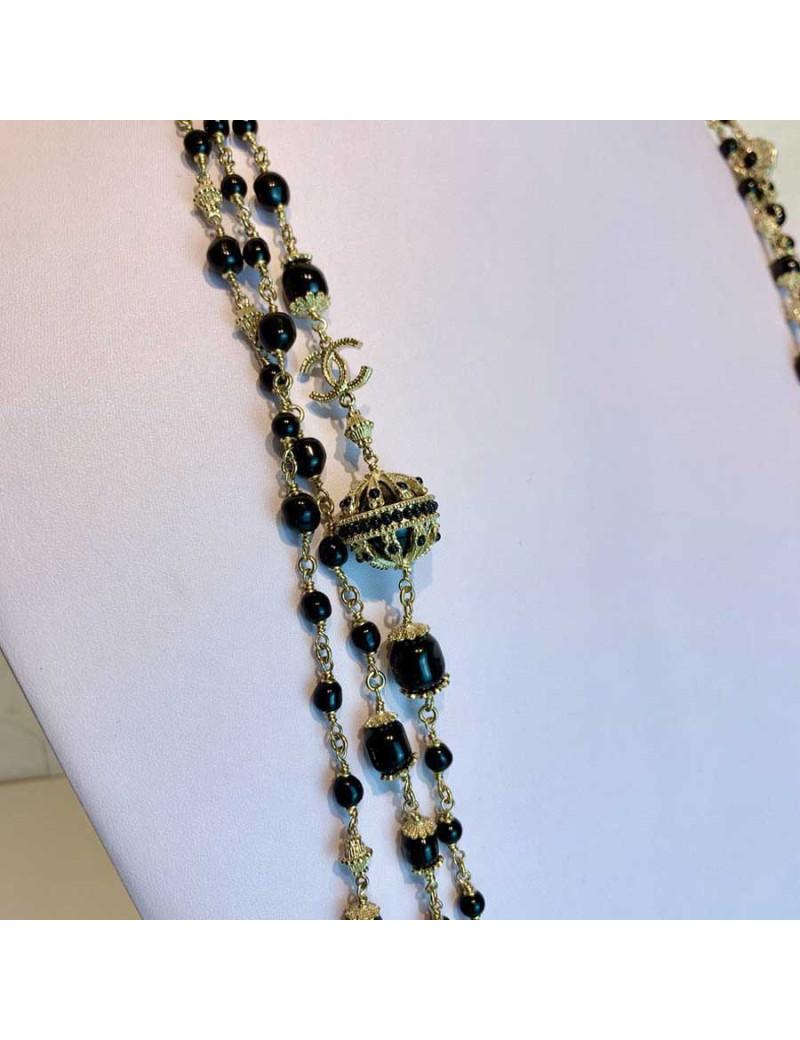 Boucles d'oreille CHANEL