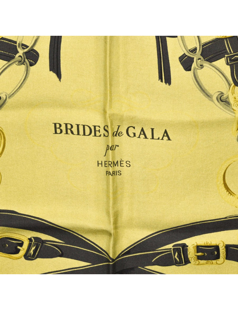 Carré HERMES "Brides de Gala" 100 % soie