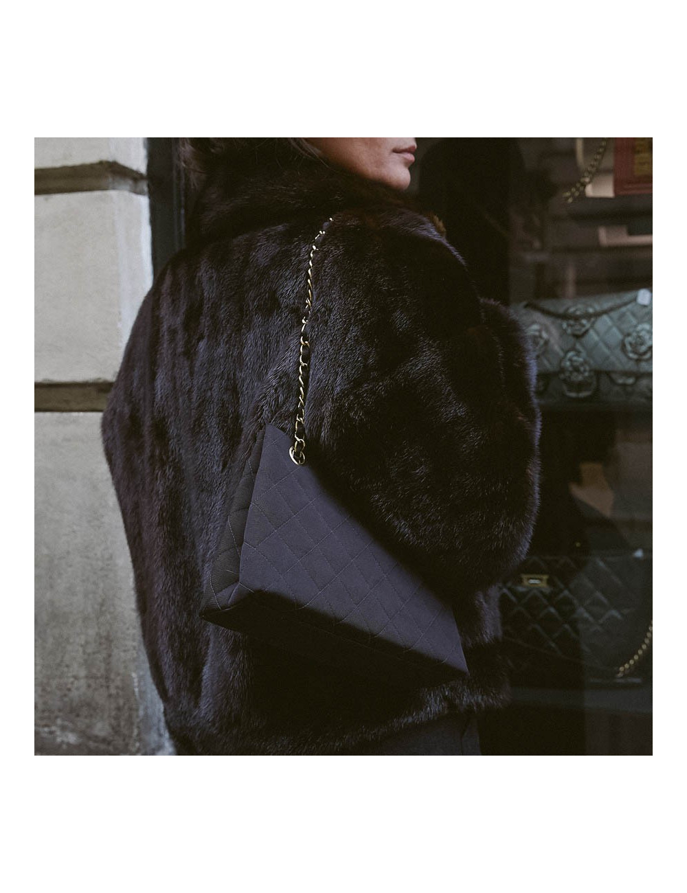 Sac vintage tissu CHANEL noir