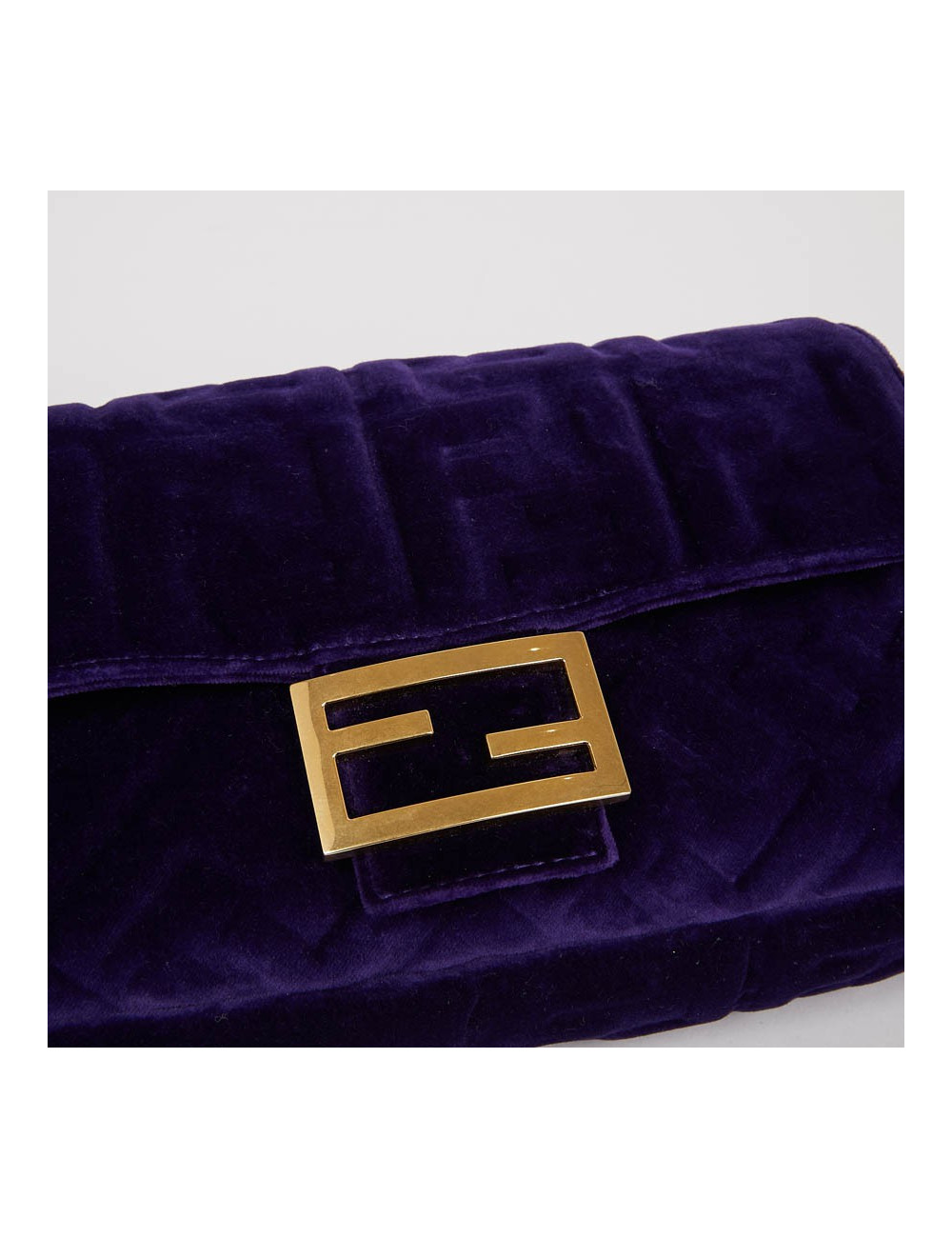 Baguette FENDI velours embossé