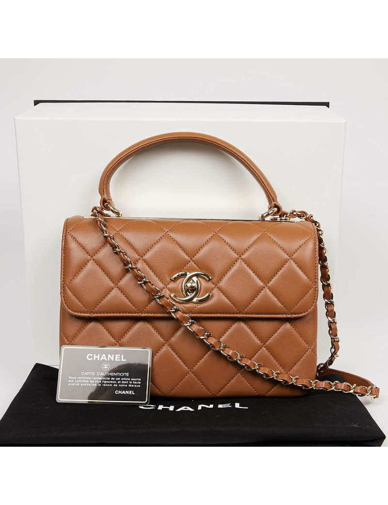 Sac CHANEL cuir matelassé marron