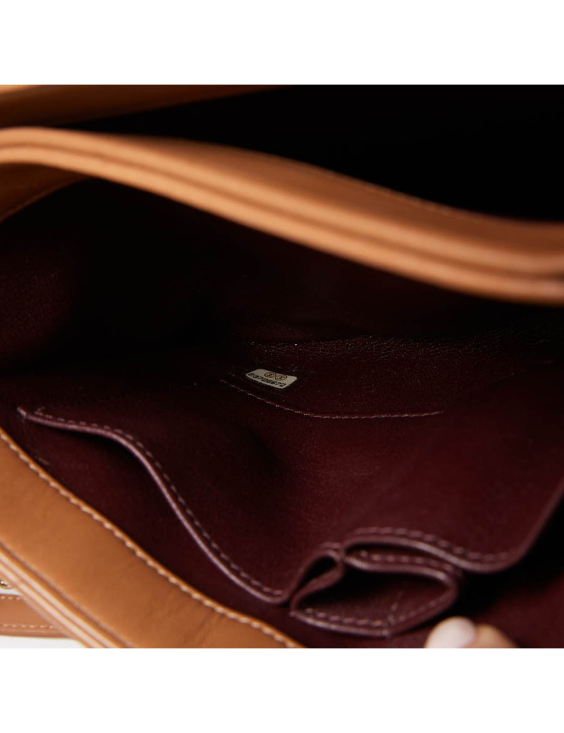 Sac CHANEL cuir matelassé marron