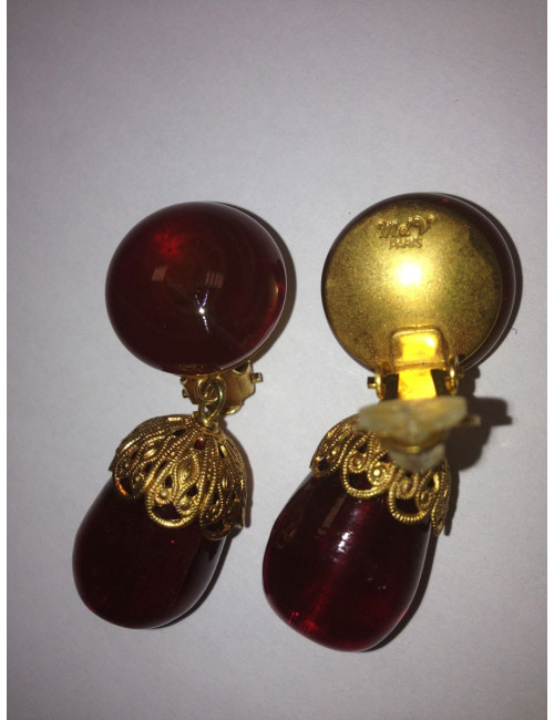 Clips d'oreilles MARGUERITE DE VALOIS en pâte de verre rubis et métal doré