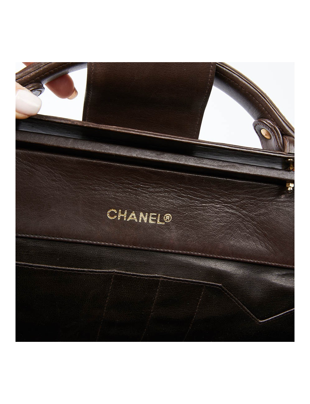 Malette CHANEL cuir matelassé marron Vintage