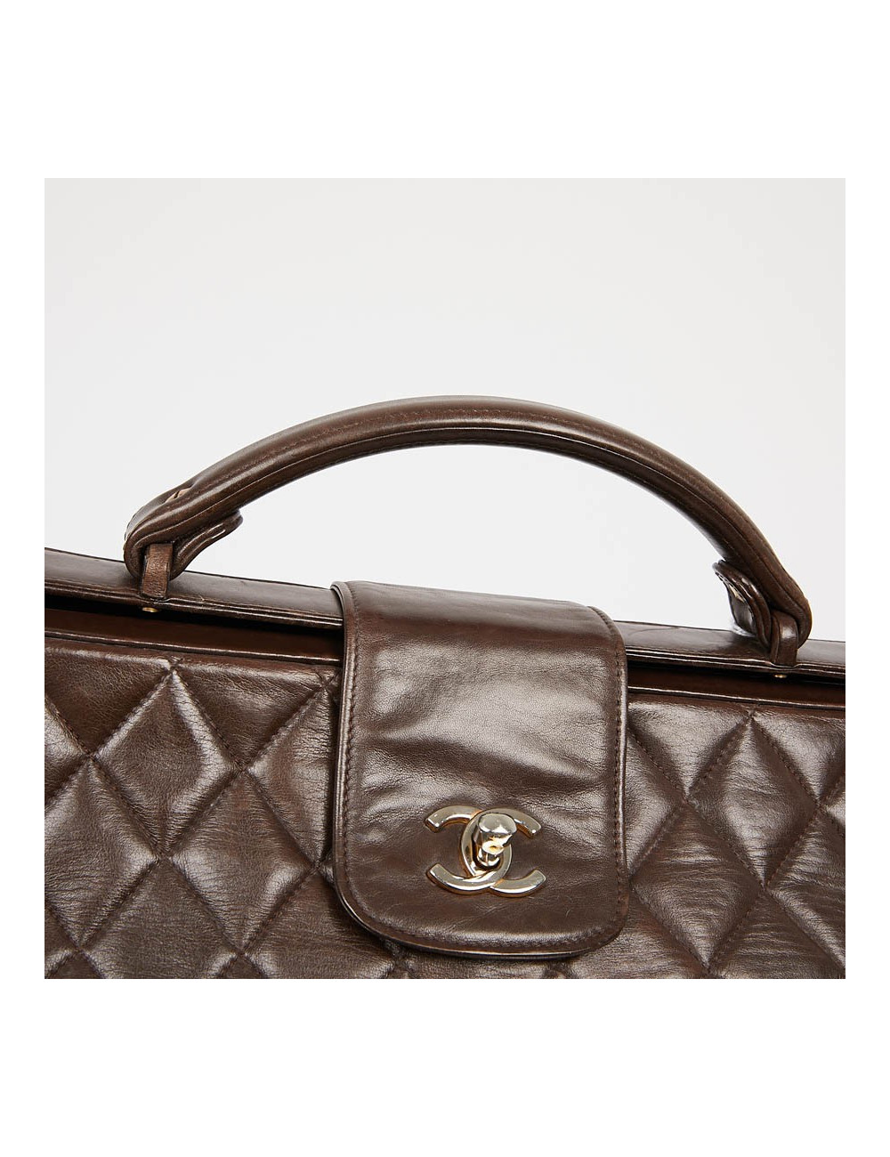 Malette CHANEL cuir matelassé marron Vintage