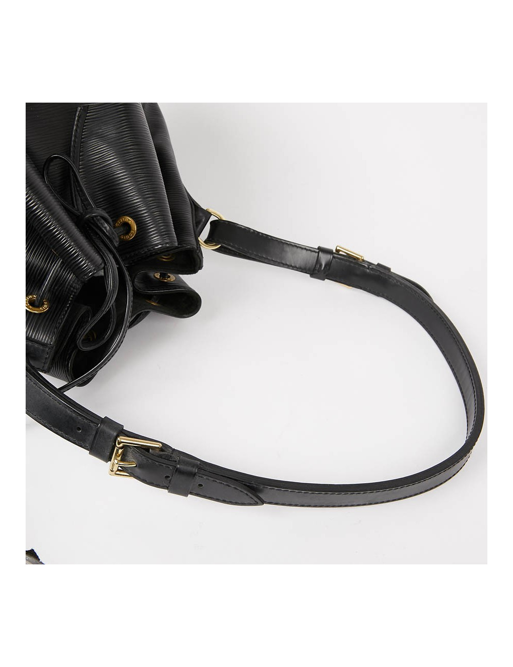 Sac Noé LOUIS VUITTON cuir épi noir