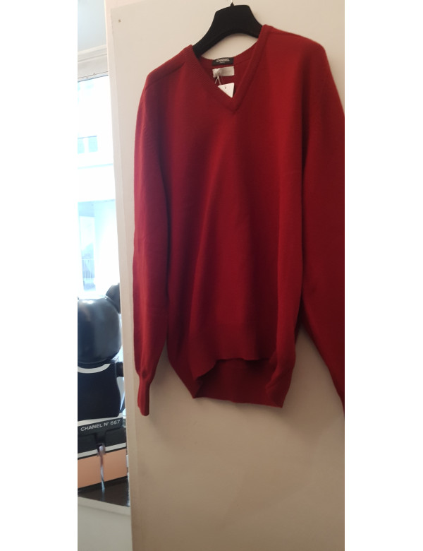 Pull rouge CHANEL