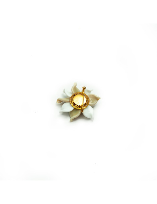 MARGUERITE DE VALOIS beige flower brooch
