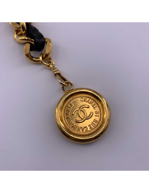 Ceinture CHANEL emblématique cuir et métal vintage