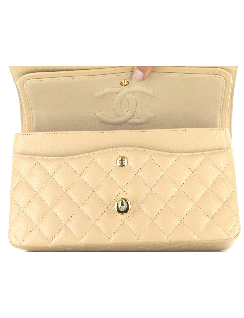 Sac CHANEL timeless en cuir de veau grainé beige et chaîné dorée