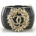CHANEL cuff in resin and jewel light gold leaves