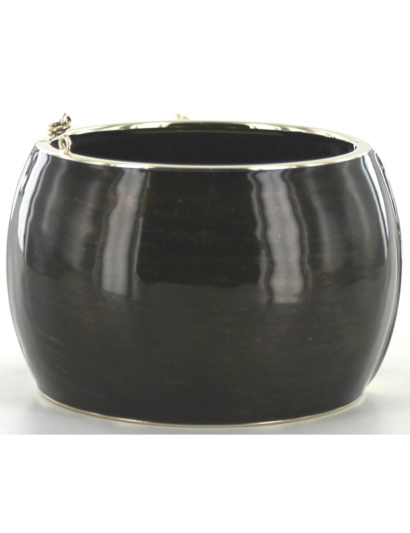 Manchette CHANEL en résine et bijou feuilles d'or pâle