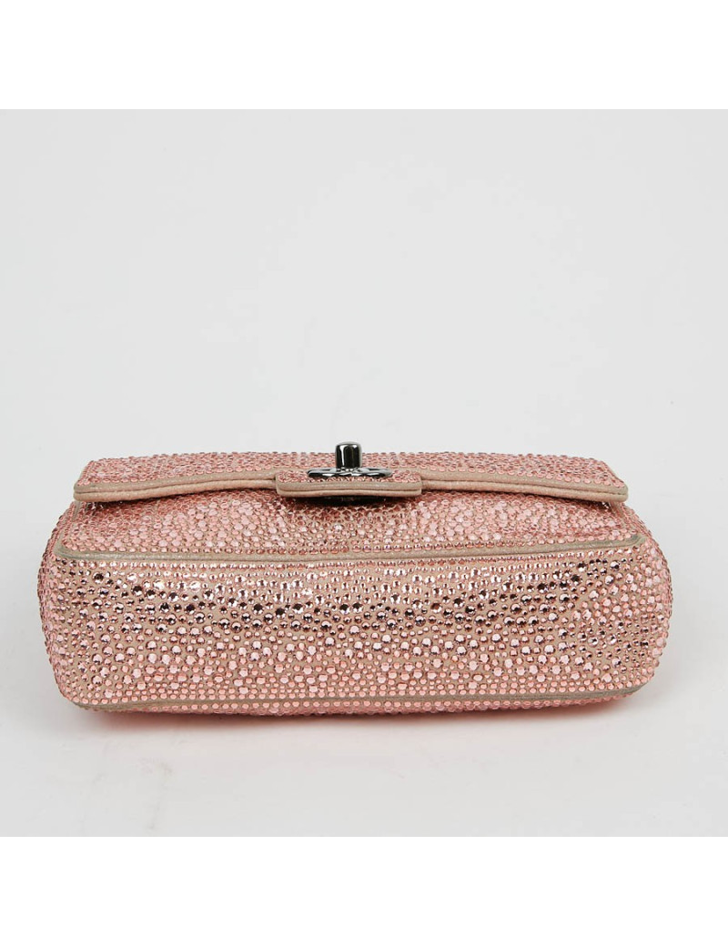 Sac CHANEL en veau velours incrusté de cristal