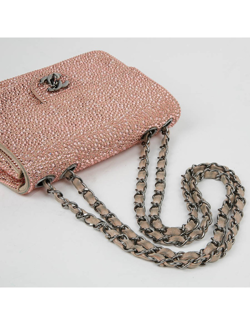 Sac CHANEL en veau velours incrusté de cristal