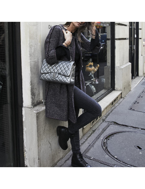 Sac à main CHANEL Jumbo cuir lisse gris acier