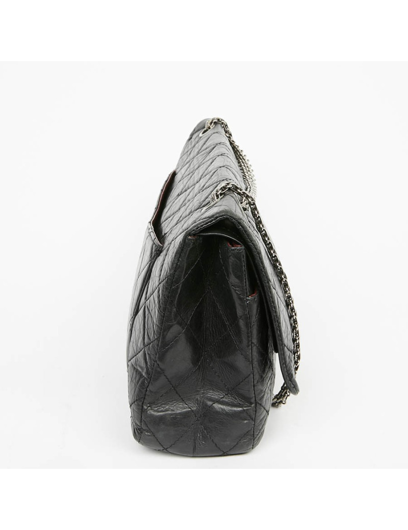 2.55 GM CHANEL cuir verni noir vieilli