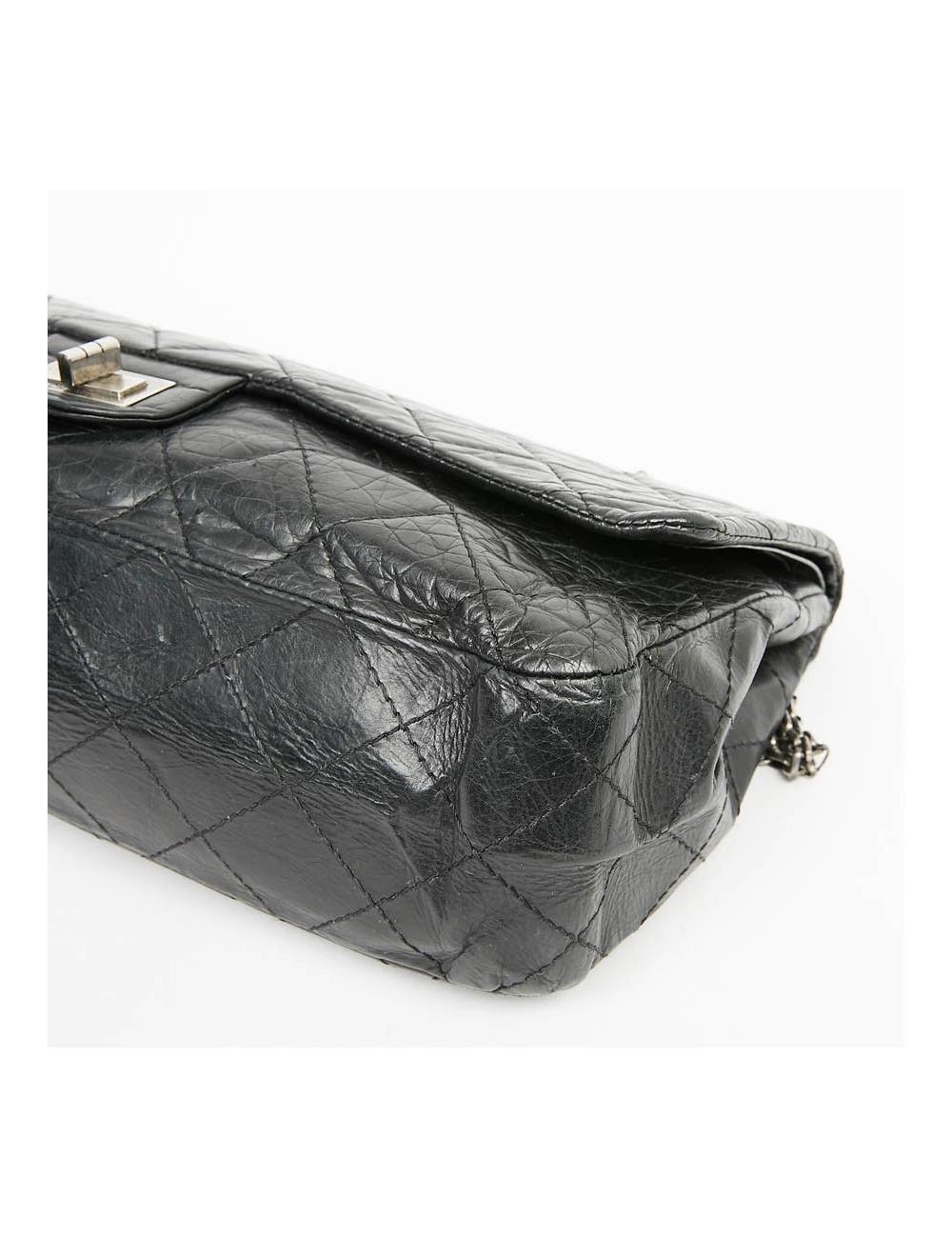 2.55 GM CHANEL cuir noir vieilli